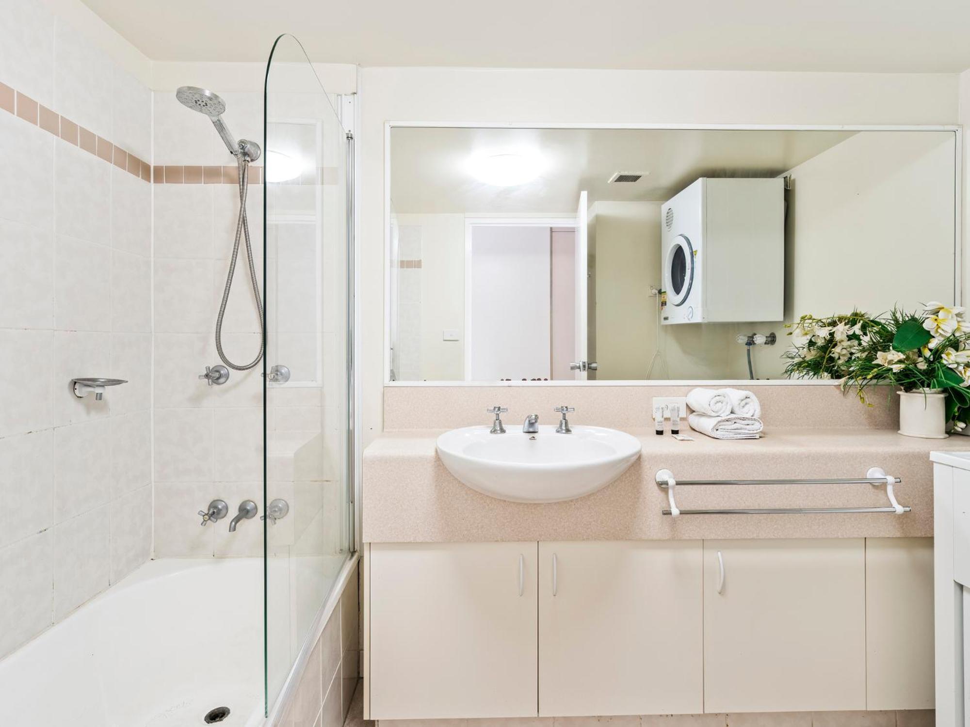 Miami Beachside Holiday Apartments Gold Coast Extérieur photo